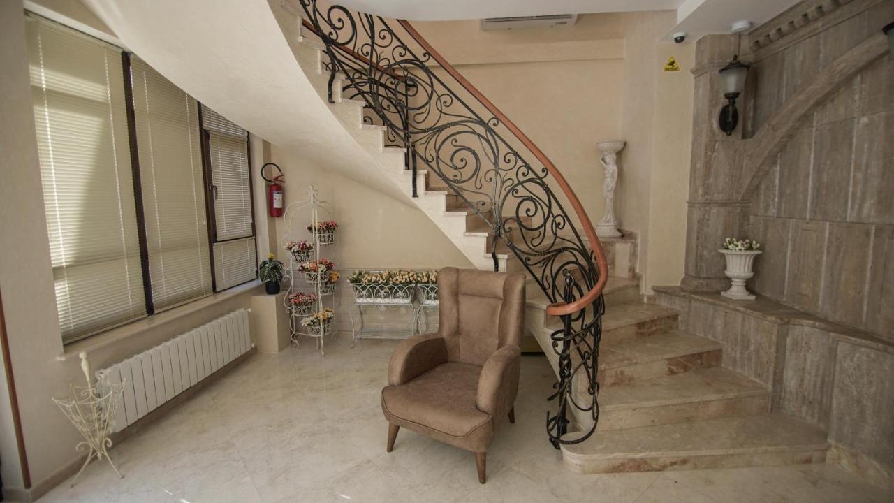 Hotel Juralius Tbilisi Exterior foto